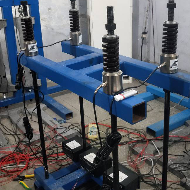 百森傳感器應用于成都某大學實驗室彈簧彈性測試